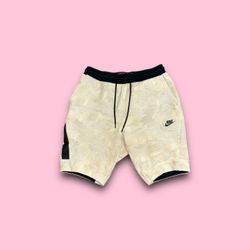Nike sportswear tech fleece sweat shorts beige men’s small 