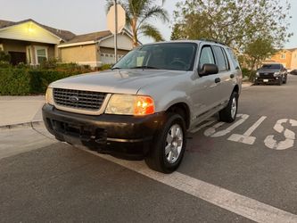 2004 Ford Explorer