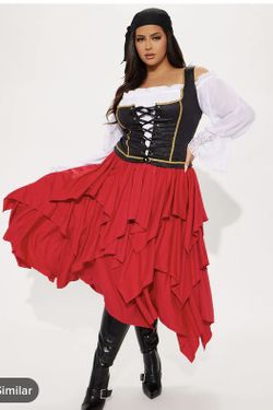 Ahoy Matey Women’s Pirate Costume
