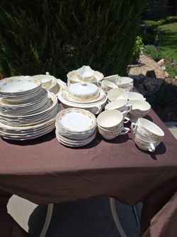 Beautiful vintage China set.