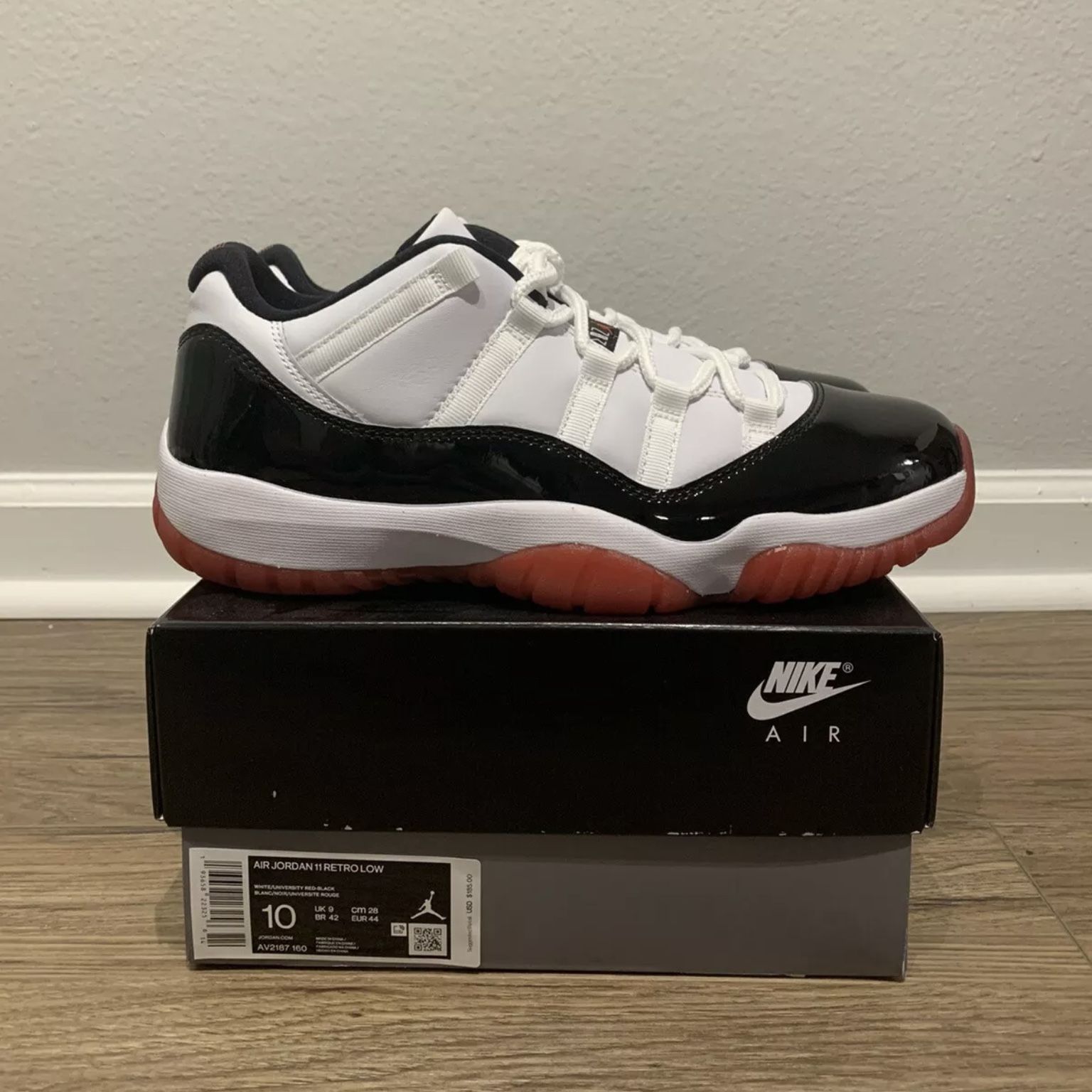 Air Jordan Retro 11 Low Concord Bred - Size 10 New