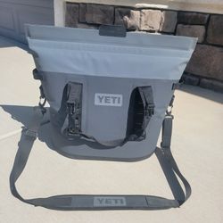 YETI Hopper M30 Cooler