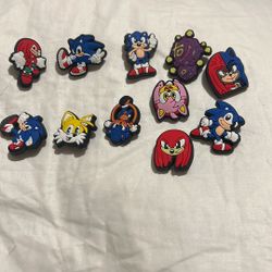 New Super Sonic Croc Charm