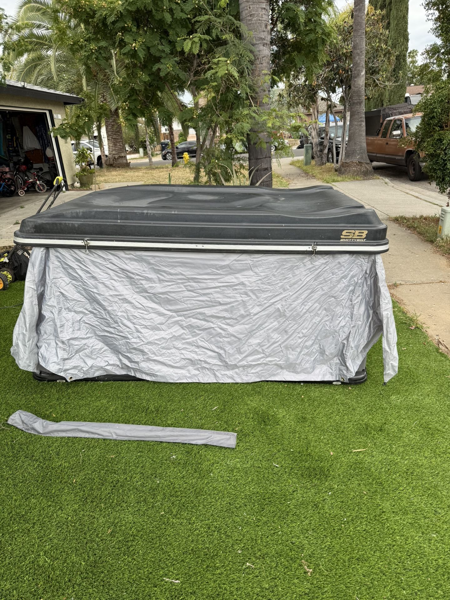 Smittybilt Roof Top Tent