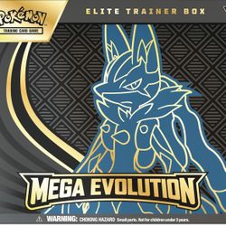 Pokemon Mega Evolutions lucario ETB