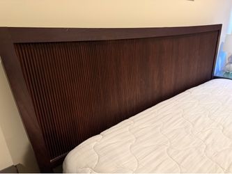 King “espresso” wood bed