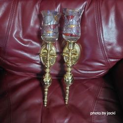 Pair of wall sconces