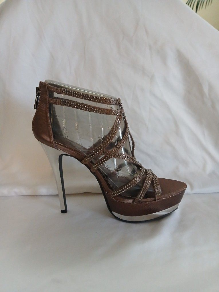 8 1/2 Heels