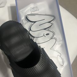 Kids Nami Slides- BRAND NEW!!