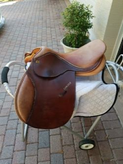 English saddle 15 inch Carlyle Walsall saddle