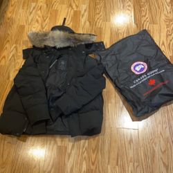CANADA GOOSE COAT 