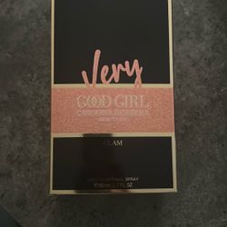 Carolina Herrera Very Good Girl Glam