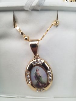Cadena con dige de san judas tadeo oro laminado