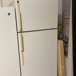 Hot Point Fridge