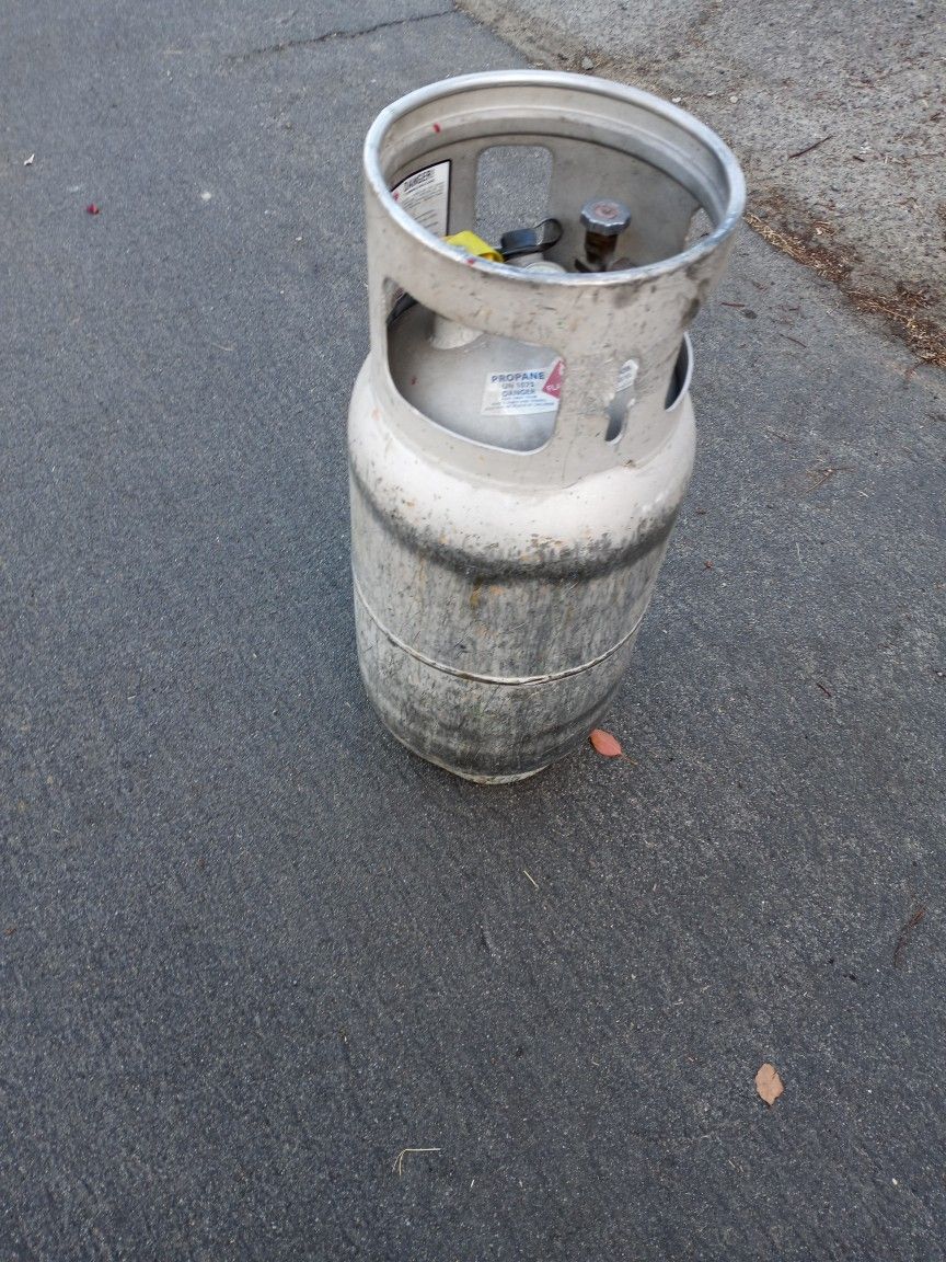 Propane. Tank. Aluminum. 8 Gallon Used