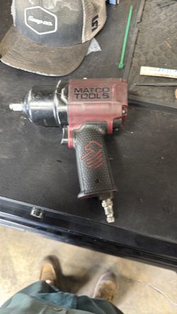 Matco pneumatic 1/2 in impact gun