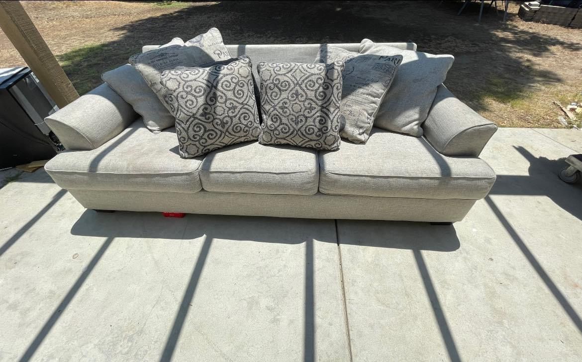 COUCH BED