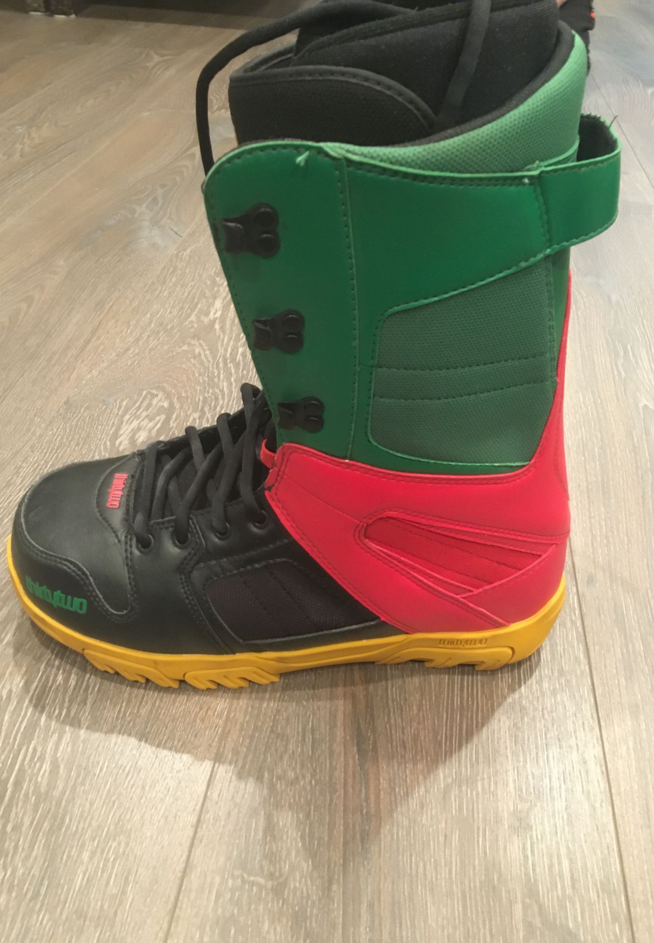 ThirtyTwo Snowboarding Boots