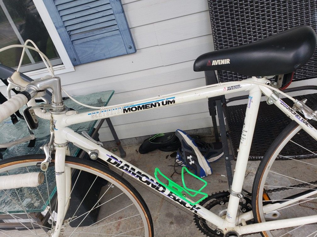 Diamondback hotsell centurion momentum