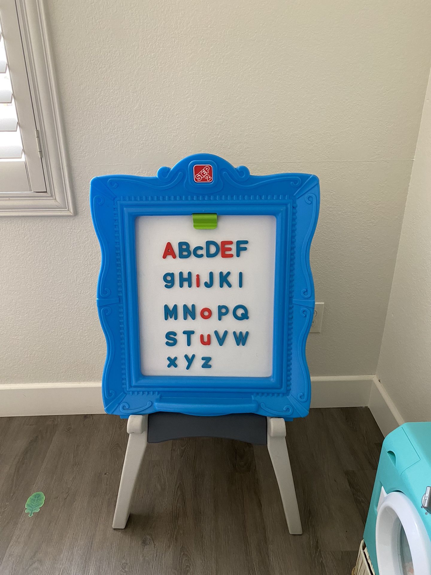 Step 2 Magnet Board On Stand