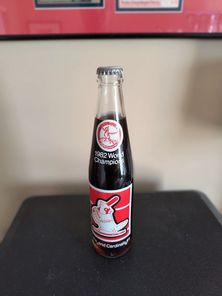 1982 St Louis Cardinals World Series bottle