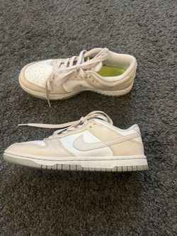 Nike Dunk Low White Cream Sneakers size 6