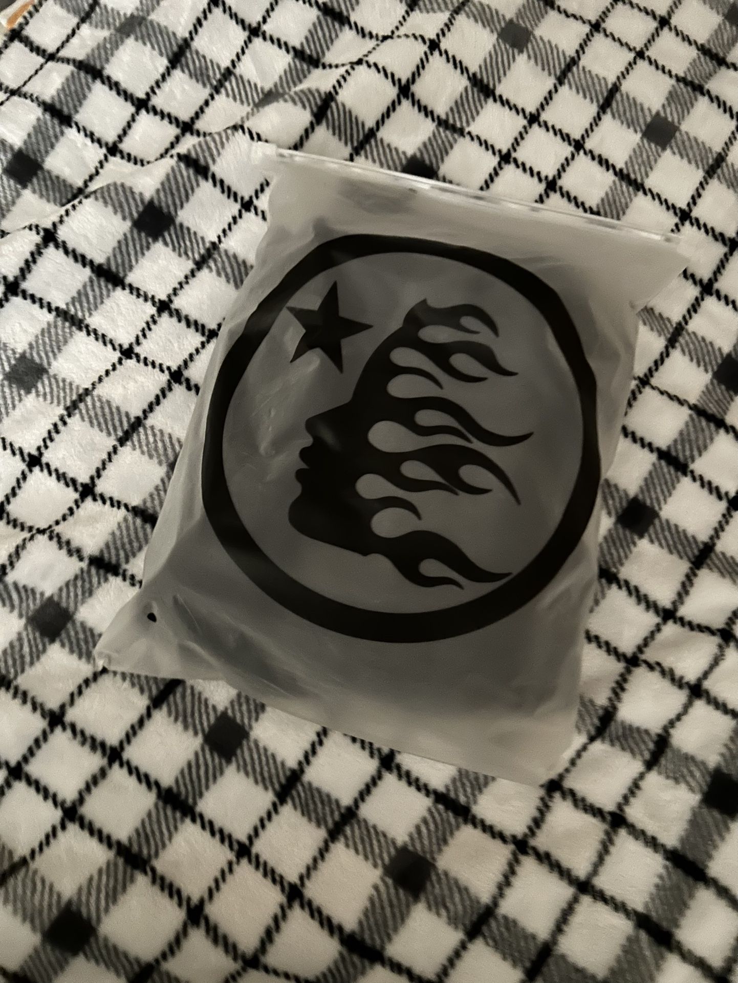 men’s hellstar sweatpants never worn