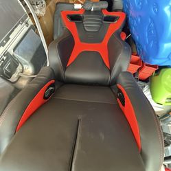 Bucket Seats (ModifyStreet)