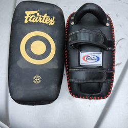 Fair text Kickboxing Pads 