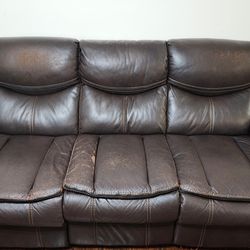 Couch set