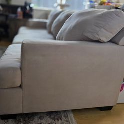 81" couch (living spaces)