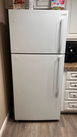 Insignia White Refrigerator