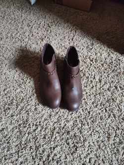 Me Too Brown Ankle Boots Size Pictured. 