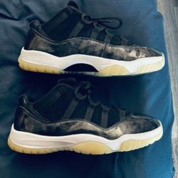 Air Jordan XI Retro Low Barons