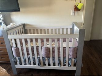 Baby crib