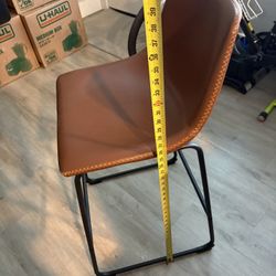 4 Barstools