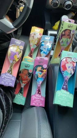 Limited edition princess wet brushes