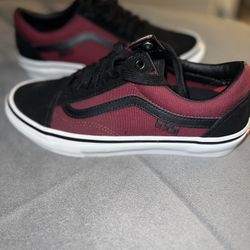 Red And Black Vans 