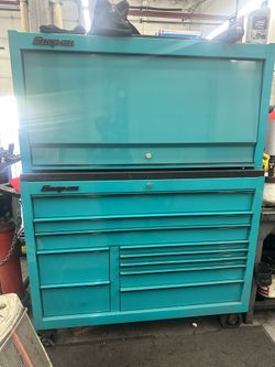 SnapOn Box With Hutch