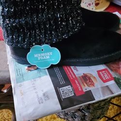 New Girls Slippers Size 5