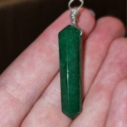 Green Quartz Obelisk Pendant 