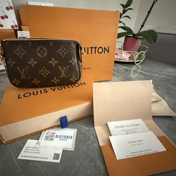 Louis Vuitton Mini Pochette Monogram 