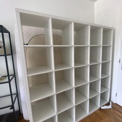 Ikea Kallax, Like New!