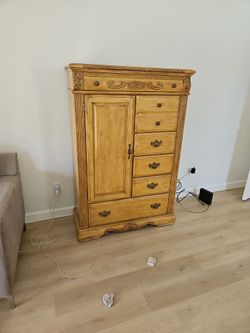 Umwar and Headboard solid Wood