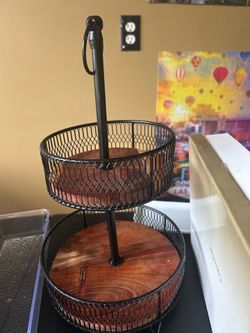 Two tier tray