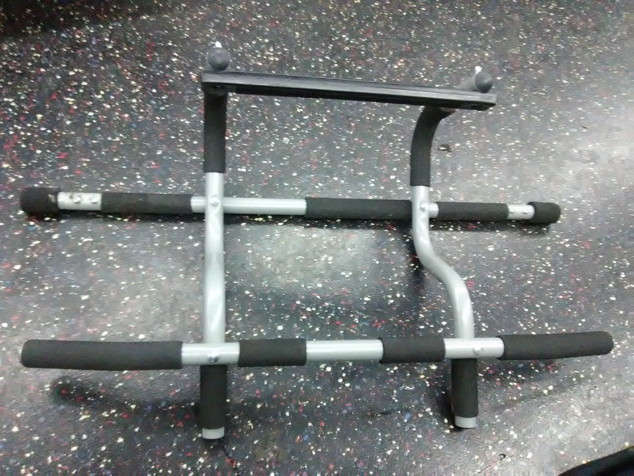 Deluxe pullups bar