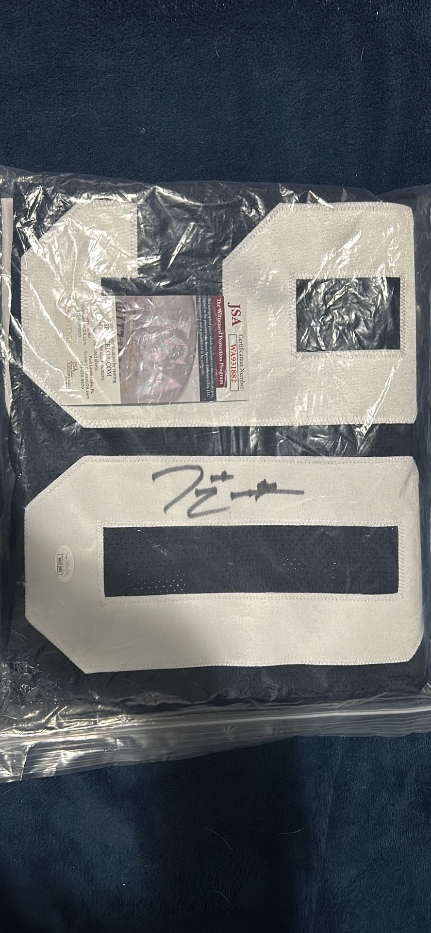 DeMarcus Lawrence Signed Jersey