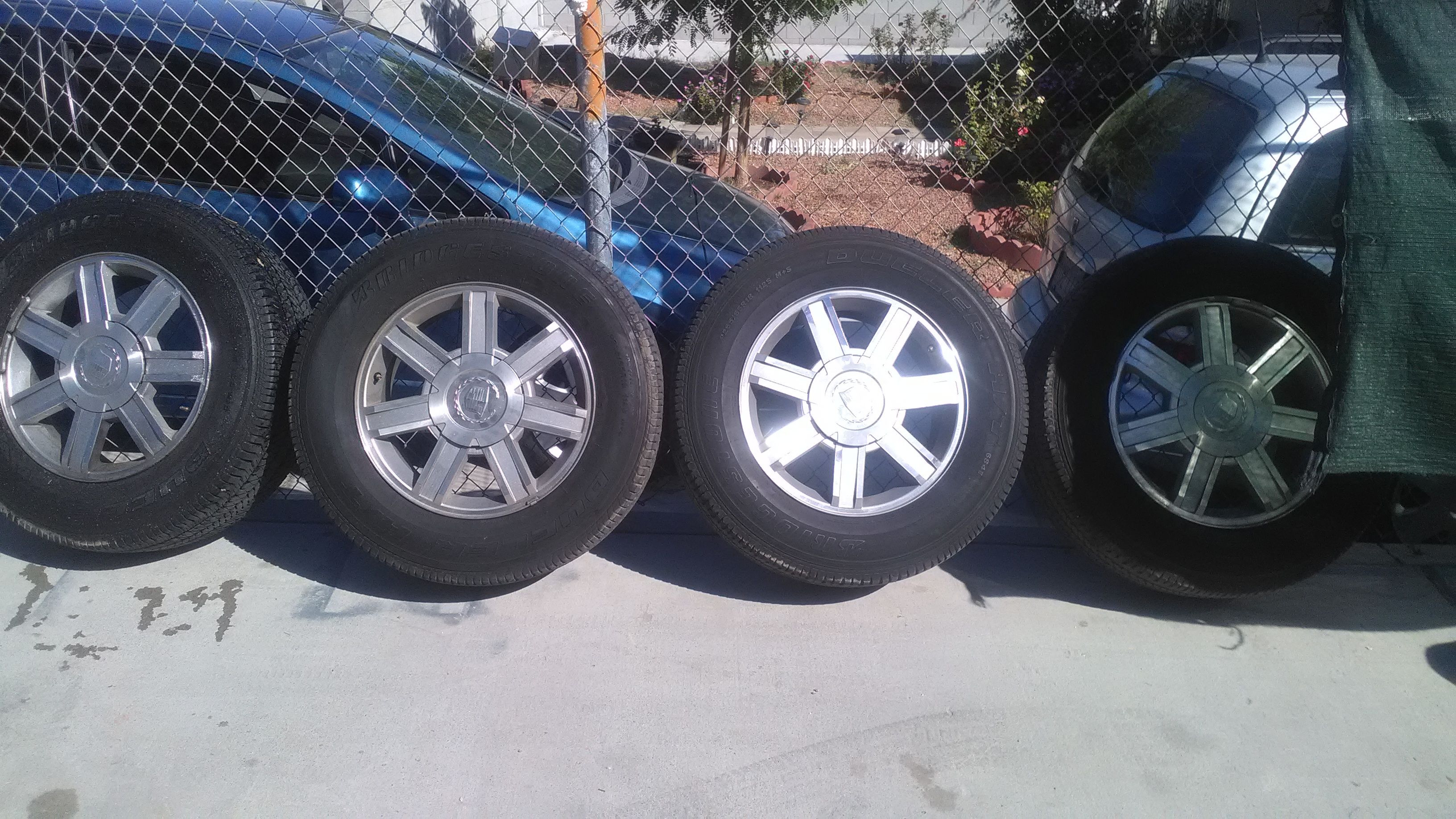 RIMS AND TIRES FOR CADILLAC ESCALADE AVALANCHE SIERRA GMC SILVERADO SUBURBAN TAHOE