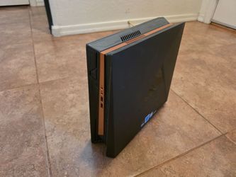 ASUS ROG Gr8 II Gaming PC