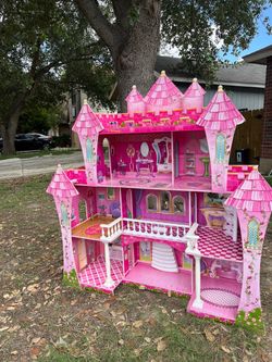 Doll house